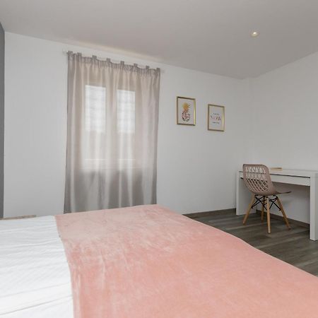 Villa Viscum In Central Istria For 8 Persons With Large Garden - Pet Friendly Pazin Bagian luar foto