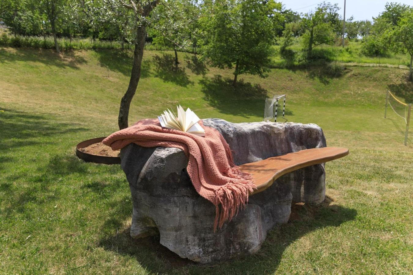 Villa Viscum In Central Istria For 8 Persons With Large Garden - Pet Friendly Pazin Bagian luar foto
